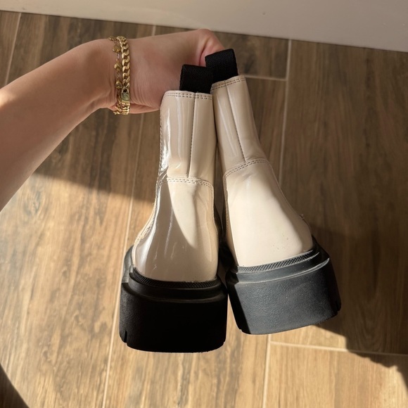 ZARA White Patent Leather Chelsea Lug Boot - Picture 5 of 6